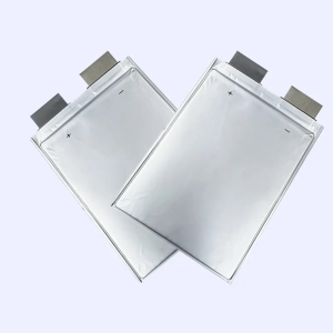 மோட்டார் சைக்கிள் சோலார் சிஸ்டம் EV RV பவர் பேங்கிற்கான NMC லிப்போ பேட்டரி 3.7V 51Ah 5C